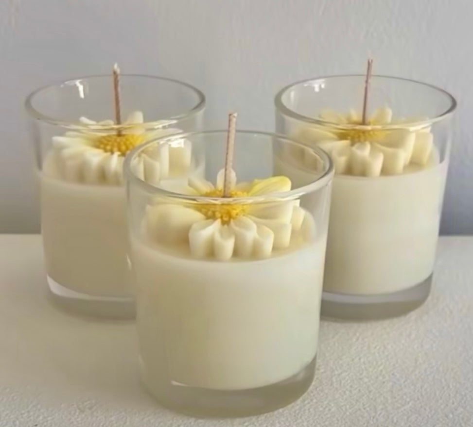 Daisy Jar Candle