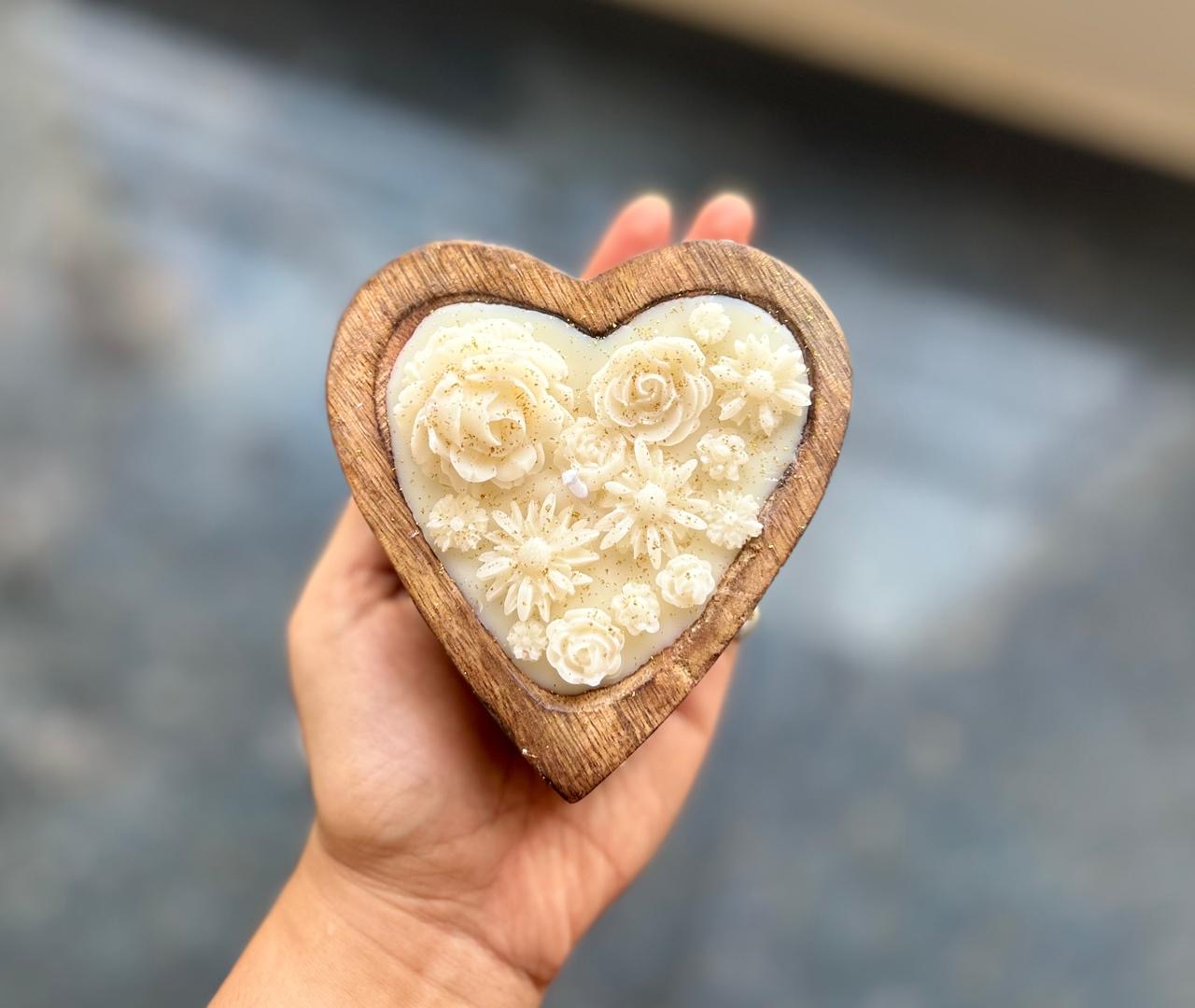 Flowery heart/Wooden heart candle